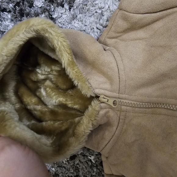 Baby Cherokee Faux Fur & Suede Jacket Size 12months - Picture 4 of 5